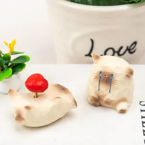 Mini figurines de chat à facettes mignonnes décoration de bureau avec cœur rouge