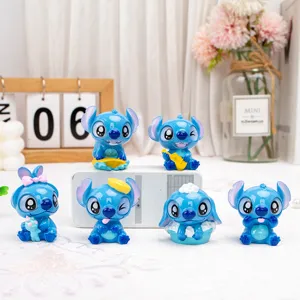 Seis lindas figuritas de resina de alienígena azul en varias poses para decorar el escritorio
