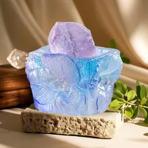 Ornement de boîte aveugle en résine florale avec une pierre de cristal violette