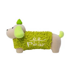 Adorabile statuetta in resina Sweet Little Dog blind box con cappottino in pile a tema pera