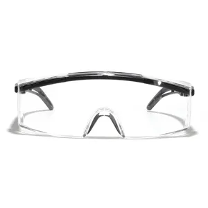Modische Oversized Einteiler Sonnenbrille mit klaren Gläsern und schwarzem Rahmen