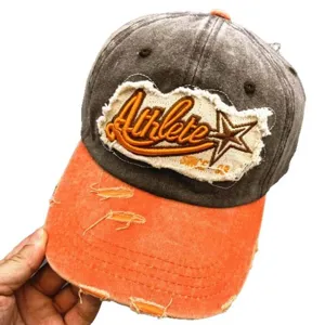 Vintage-Baseballkappe im Distressed-Look mit Athlete-Stickerei und orangefarbenem Schirm