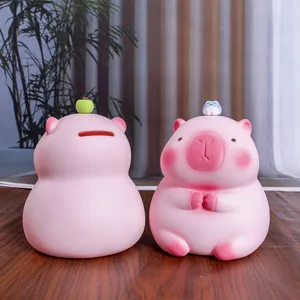 Lindo set de huchas de carpincho rosa que muestra vistas frontal y trasera para niños