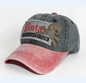 Verwaschene Vintage-Baumwoll-Baseballkappe mit Totenkopf-Patch und Stickerei