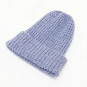 Gorro de punto clásico de invierno para mujer en color lila suave y muy cálido