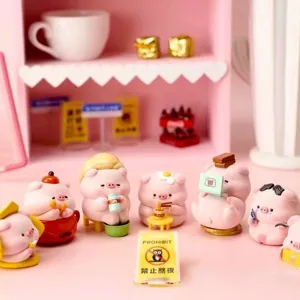 Cartoon Pig Resin Figurine Blind Box Lucky Pig Action Figure Desktop Ornament Home Office Decoration Cute Piggy Toys Gift