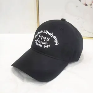 Donna Uomo Berretto da Baseball con Ricamo 1995 Athletic Dept Soft Top Cotone Regolabile Dad Hat Tesa Larga Protezione Solare