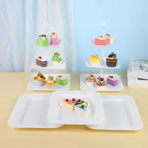 Présentoir à gâteaux blanc élégant à 3 niveaux avec plateaux à dessert pour fêtes