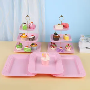 Élégant présentoir à gâteaux rose à 3 niveaux avec plateaux rectangulaires pour desserts de mariage