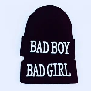 Bonnet en Tricot Brodé 3D Hip Hop Acrylique Slouchy Cap Streetwear Couples Hiver Chaud Froid Couvre-Chef Bad Girl Boy Style