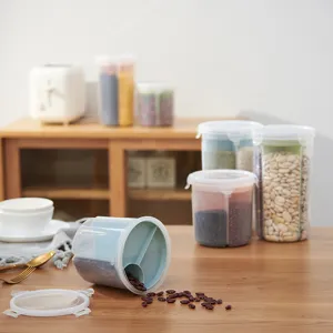 Frasco de almacenamiento de plástico transparente con compartimentos para cereales y cocina.