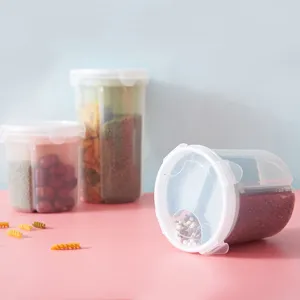 Contenitore per alimenti trasparente in plastica a scomparti multipli per cucina.