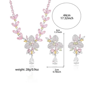 Mesures détaillées et poids pour l'ensemble collier et boucles d'oreilles en zircon rose