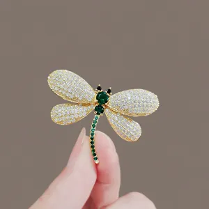 Luxury Alloy Rhinestone Dragonfly Brooch Exquisite Gold Plated Green Crystal Insect Corsage Suit Lapel Pin Jewelry For Women