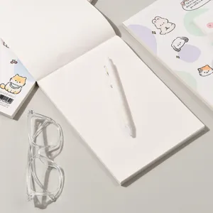 Bonito cuaderno A5 B5 bloc de notas diseño kawaii con bolígrafo y gafas para oficina