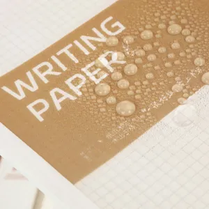 Taccuino a griglia impermeabile B5 con copertina in PP resistente, ideale per gli studenti.