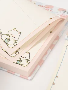 Detalle de bloc de notas de dibujos animados con 80 hojas de papel de calidad