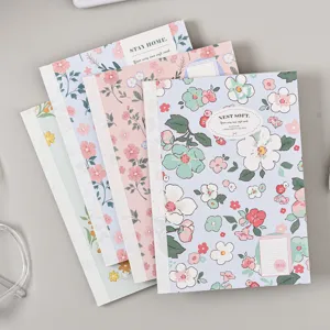 Joli carnet souple au design floral, pages lignées, bloc-notes portable étudiant format A6.