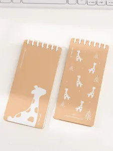 Joli carnet de poche en papier kraft avec motif de girafe mignon, bloc-notes à spirale portable.