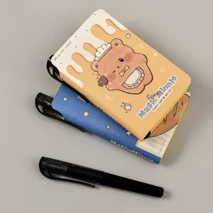 Schattige draagbare zaknotitieboekjes met tekenfilmbeer bakthema en bijpassende pen
