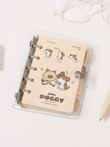 Simpatico taccuino ad anelli M5 trasparente con adorabili illustrazioni di cuccioli e copertina.