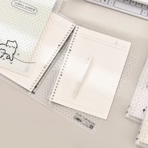 Leuke B5 ringband notebook met kattenmotief en gelinieerde pagina's voor studenten en school.