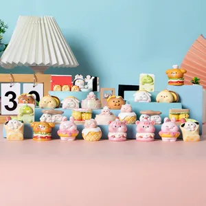 Colección de lindas figuras de animales y mini golosinas para decoración de escritorio