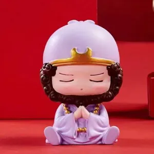 Süße lila Zen-Mönch-Figur in Gebetshaltung, kreative Schreibtischdekoration und Geschenk