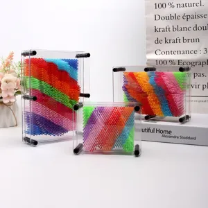 Set di tre colorate tavole giocattolo 3D clone pin art in varie dimensioni per bambini