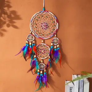 Atrapasueños de pared con plumas de colores hecho a mano decoración bohemia para hogar