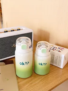 Bouteille isotherme dégradée pour enfants avec paille, tasse de sport portable mignonne.