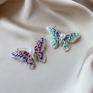 Retro Butterfly Brooch Alloy Rhinestone Pin With Artificial Pearl Luxury Enamel Animal Breastpin Fashion Clothing Accessories For Women