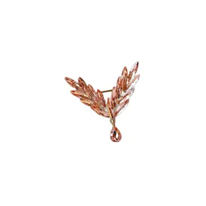 Exquisite crystal angel wings brooch pin, elegant sparkling rhinestone suit jewelry accessory.