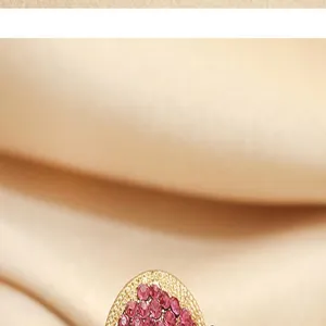 Elegant pink crystal brooch gold tone metal pin cute fashion lapel accessory for women suit