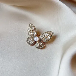 Elegant rhinestone pearl butterfly brooch for women exquisite crystal suit pin accessory