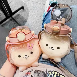 Lindo termo de agua de plástico de dibujos animados con correa y pajita para uso diario.