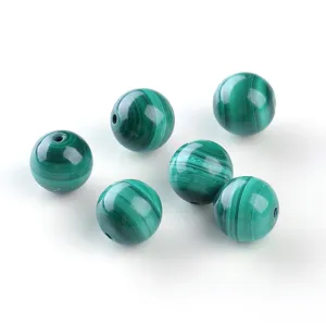 Natürliche Malachit-Rundperlen für DIY-Schmuck mit einzigartigen grünen Mustern.