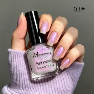 Vue détaillée du vernis à ongles Misscheering nacré violet rose scintillant, nuance 03#