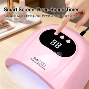 Primo piano della lampada per unghie USB rosa con timer digitale e tasti