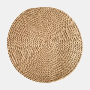 Detailansicht eines runden, gewebten Tischsets aus Jute mit natürlicher Textur