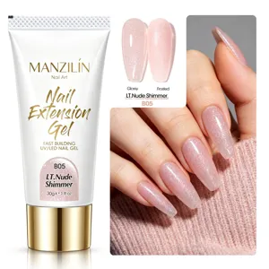 Επαγγελματικό shimmer nude τζελ επέκτασης νυχιών με γυαλιστερά και ματ εφέ.