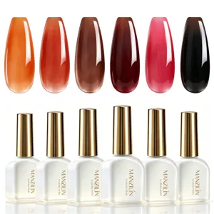 Gedetailleerde weergave van een 6-kleuren UV LED-nagelgelset met glanzende swatches