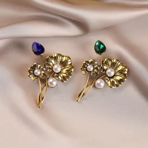 Vintage Alloy Rhinestone Lotus Leaf Brooch Elegant Artificial Pearl Flower Brooches Premium Decorative Suit Lapel Pin Jewelry For Women