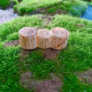 Detailed resin miniature log bridge ornament for moss micro-landscape fairy garden decoration