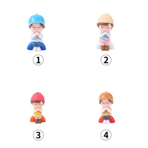 Set di 4 graziose figurine in PVC di ragazzi e ragazze per micro paesaggi