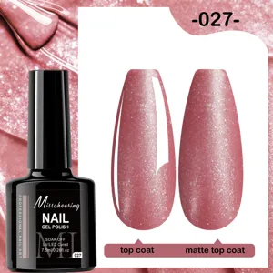 Comparaison détaillée de vernis gel rose pailleté en finitions brillante et mate