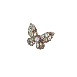 Elegant alloy rhinestone butterfly brooch crystal pearl lapel pin for women daily wear