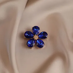 Blue crystal flower brooch detail, elegant five-petal rhinestone pin for women coat.