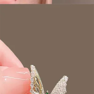 Butterfly brooch detail crystal rhinestone elegant suit pin jewelry accessory women gift