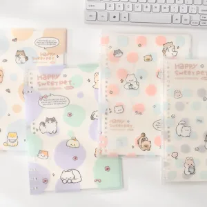 Vue détaillée d'un carnet à anneaux B5 mignon avec couverture transparente et motif de chat.
